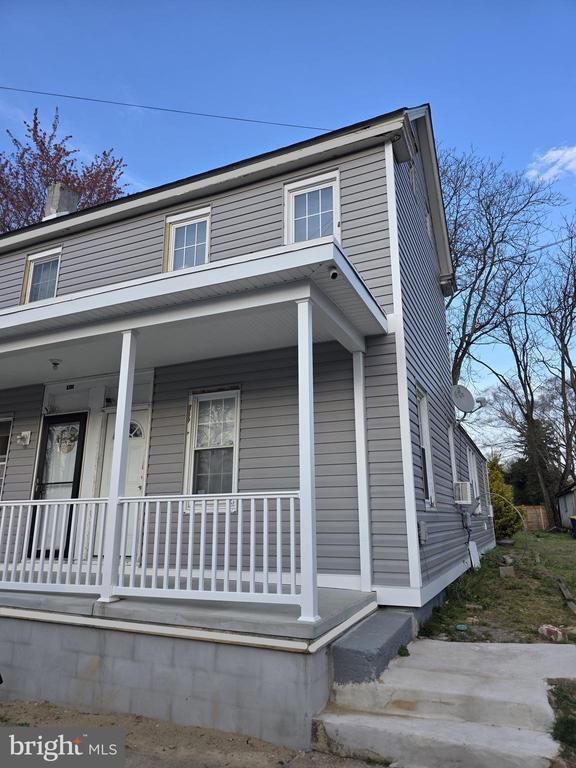 Building Photo - 409 N Washington St