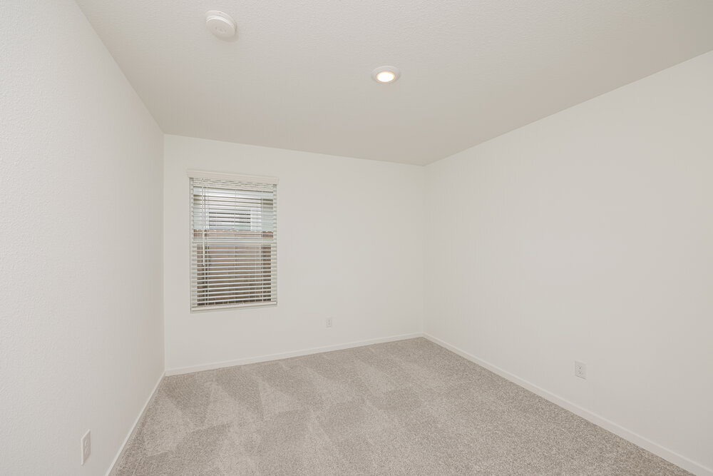 Building Photo - 1223 Maple St