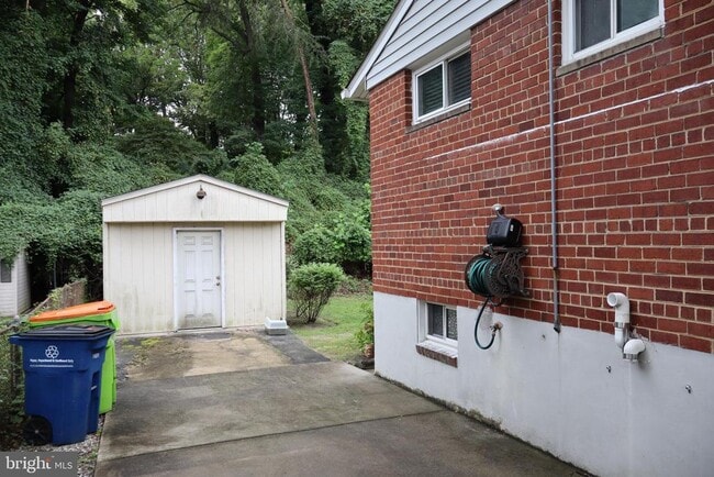 Building Photo - 11202 Troy Rd