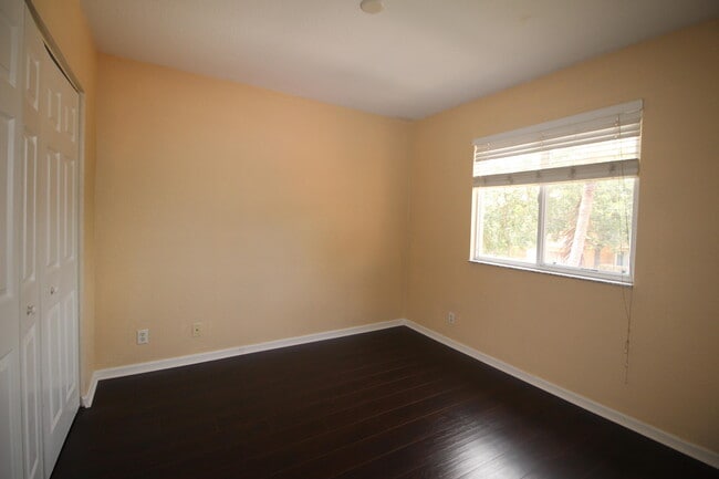 Building Photo - 6602 Sandy Bank Terrace