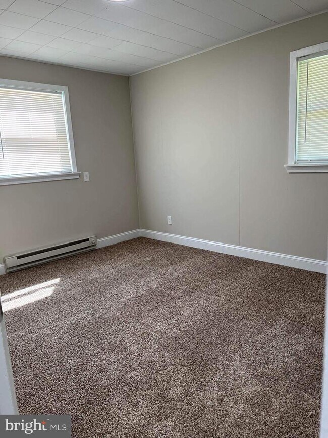 Building Photo - 7111 Battle Ln