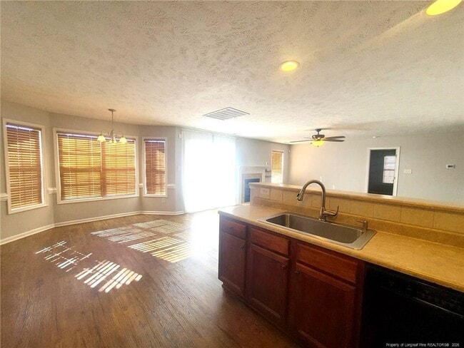 Building Photo - 5215 Woodpecker Dr
