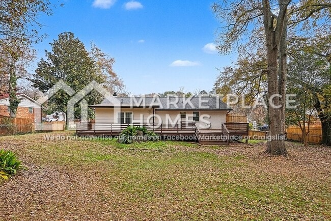 Building Photo - 4118 Ponderosa Dr SW