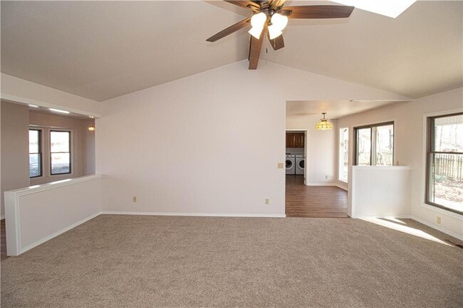 Building Photo - 1 Sandon Ln
