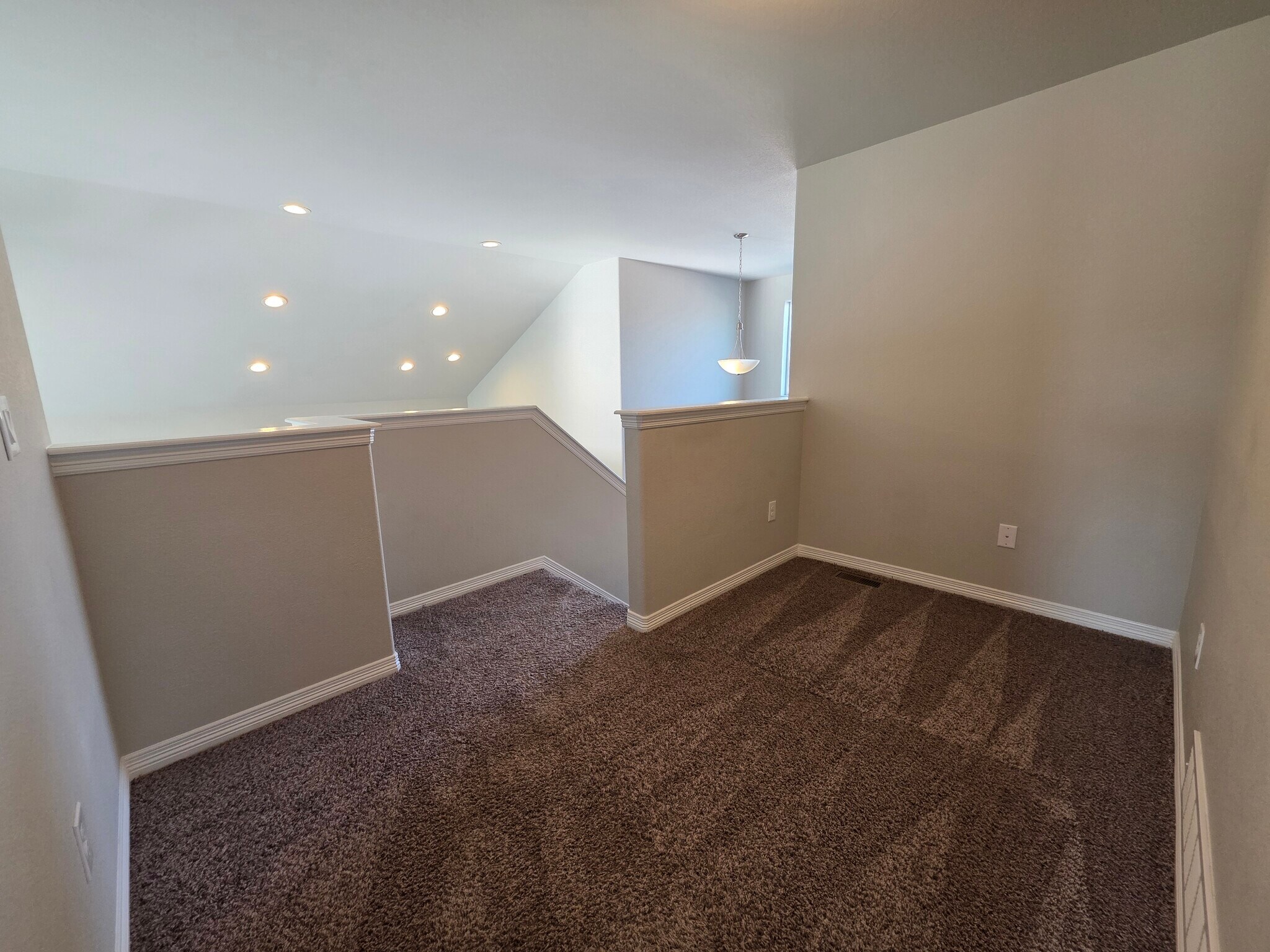 Building Photo - 6535 Weiser Dr