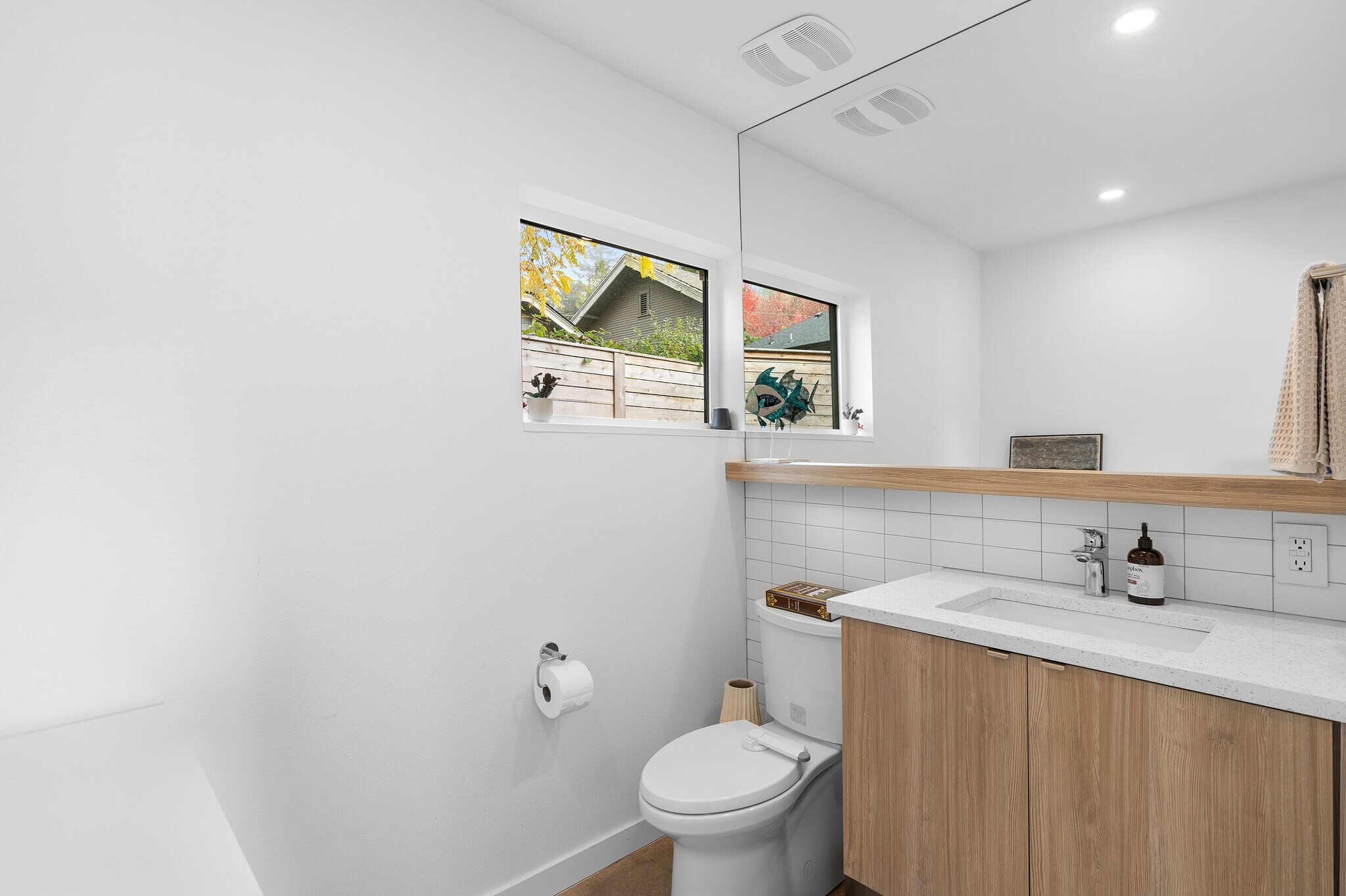 Building Photo - 3590 SW Patton Rd