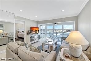 Building Photo - 271 Southbay Dr