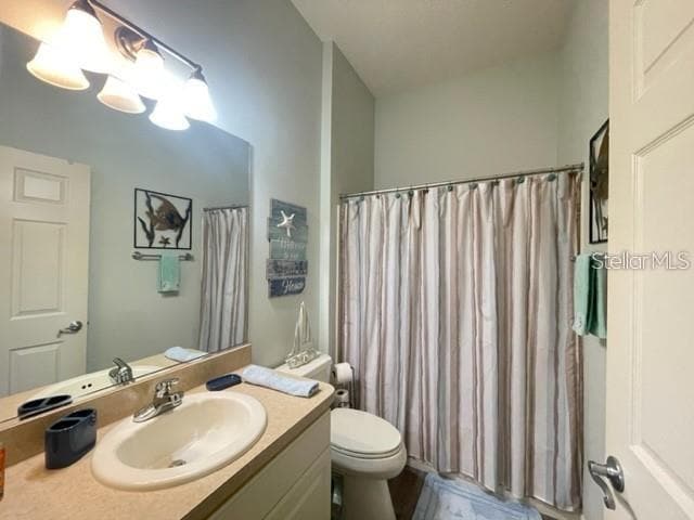 Building Photo - 2427 Chestnut Terrace