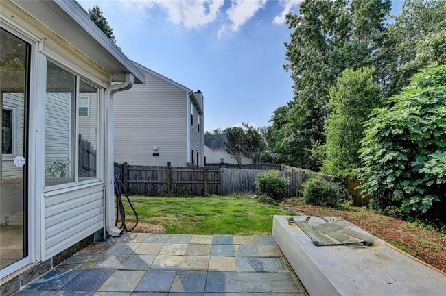 Building Photo - 702 Ashley Glen Ln