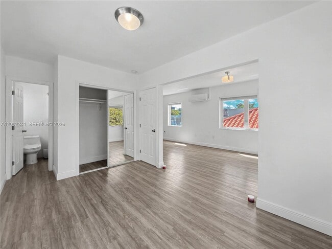 Building Photo - 350 Minorca Ave