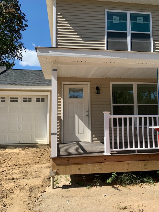 Building Photo - 36 Vly Rd