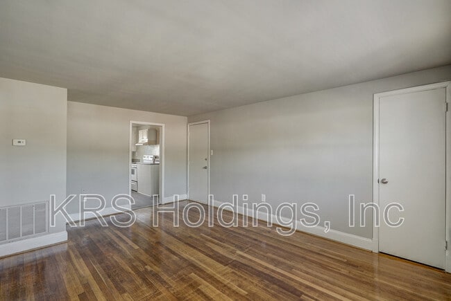 Building Photo - 5423 Remuda Dr