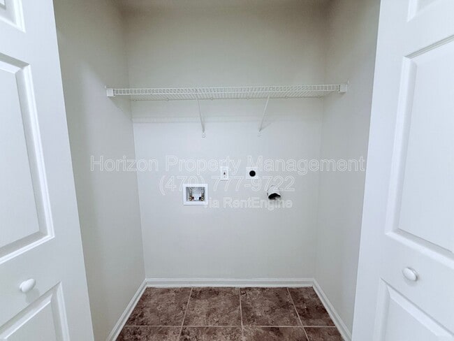 Building Photo - 6265 Smoke Ridge Ln