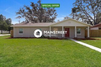 Building Photo - 4 Bedroom Pet-Friendly Home in TAMPA, FL w...