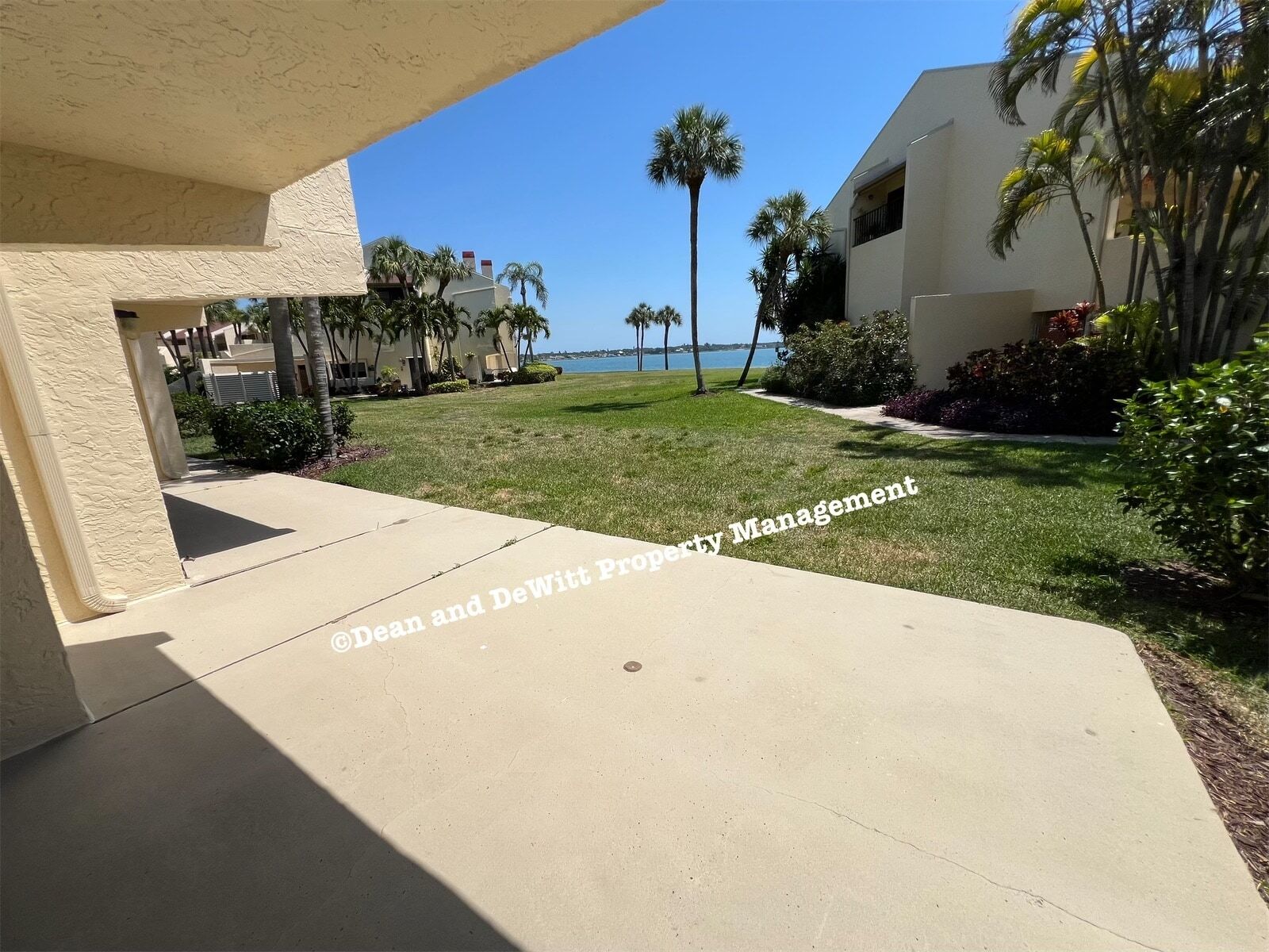 Building Photo - 2 Bed/2 Bath - Unit P8