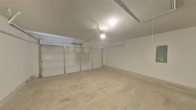 Building Photo - 7100 Daxton Ct