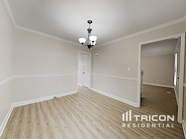 Building Photo - 901 Big Bend Ct