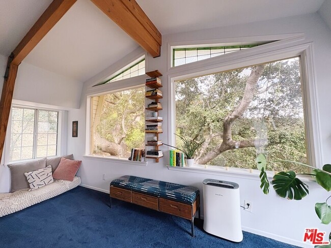 Building Photo - 22013 Alta Dr