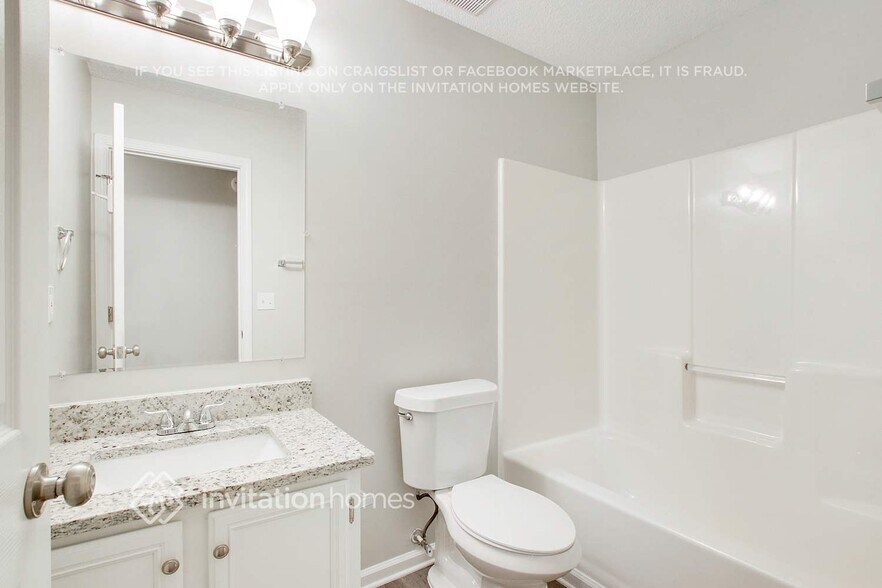 Building Photo - 1753 Woodvine Ct