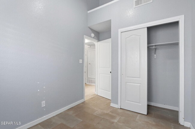 Building Photo - 11734 Stone Castle Dr