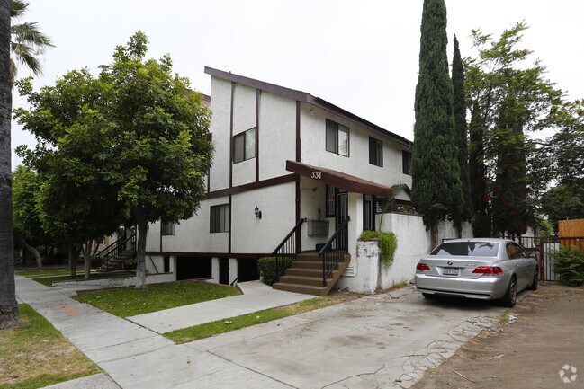 Primary Photo - Cedar Townhomes