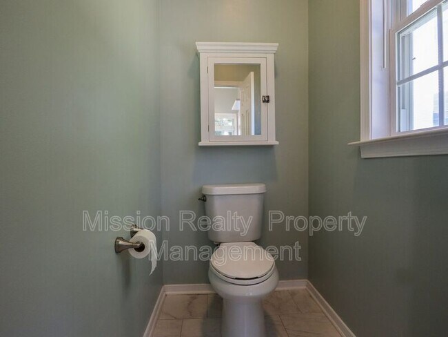Building Photo - 9006 Birdsong Creek Ct