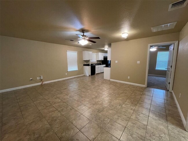 Building Photo - 3132 Weave Ct