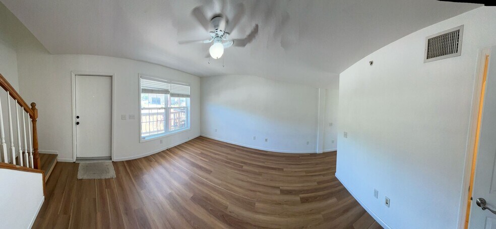 Building Photo - 111 Yellowtail Loop