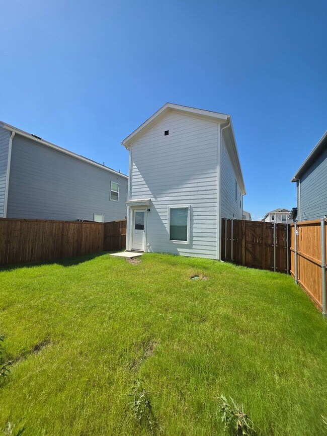 Building Photo - Modern 3-Bed New Construction with 2.5 Bat...