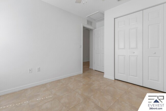 Building Photo - 14 Uniontin Ct