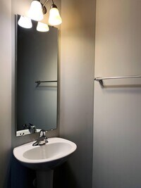 Building Photo - 2208 Sunny Cove Dr