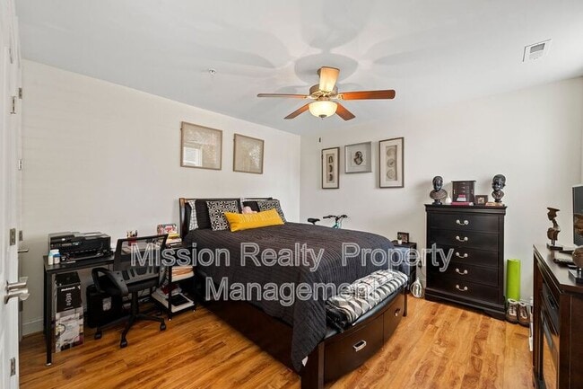 Building Photo - 4307 Fountain Square Plaza