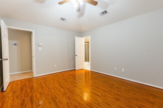 Building Photo - 11727 Inga Ln