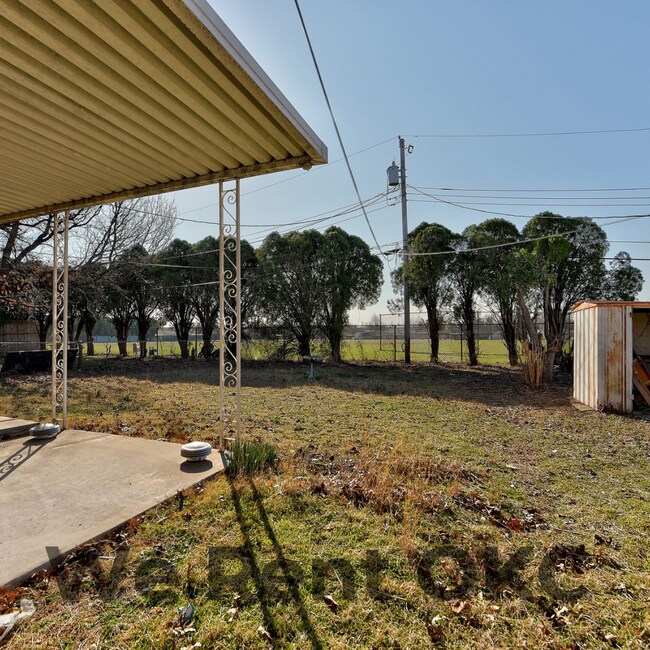 Building Photo - 1332 SW 77th Pl