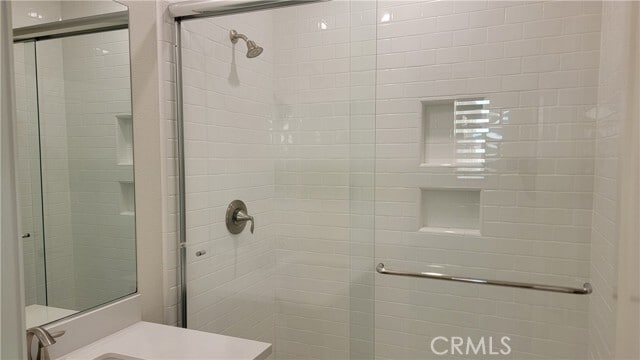 Building Photo - 112 Acamar