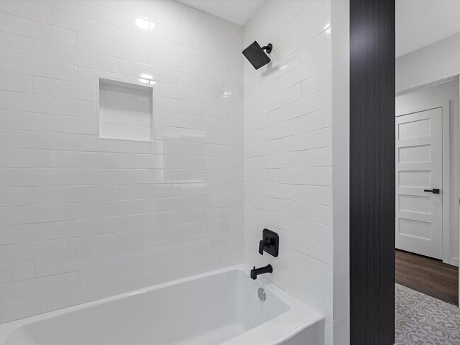 Building Photo - 1107 Stonecrest Dr