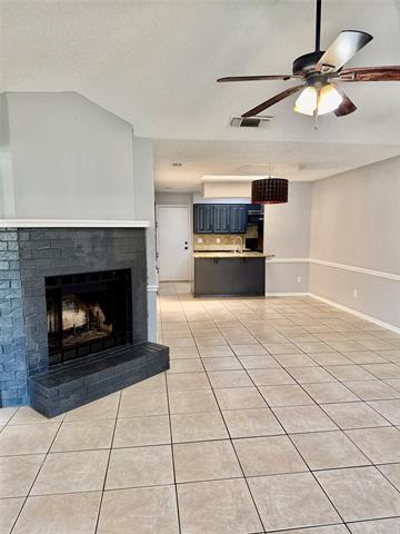 Building Photo - 2428 Pecan Grove Ct