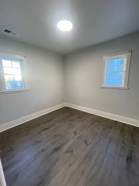 Building Photo - 118 Bermuda Ave