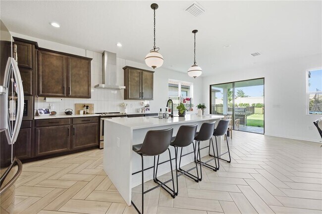Building Photo - 8326 Abalone Loop