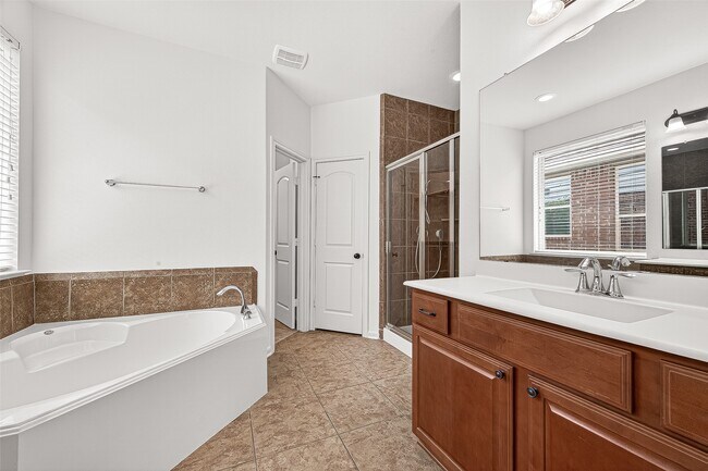 Building Photo - 138 S Sawbridge Cir
