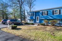 Building Photo - 3 Bedroom Oasis in Severna Park