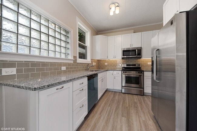 Building Photo - 1127 Hannah Ave