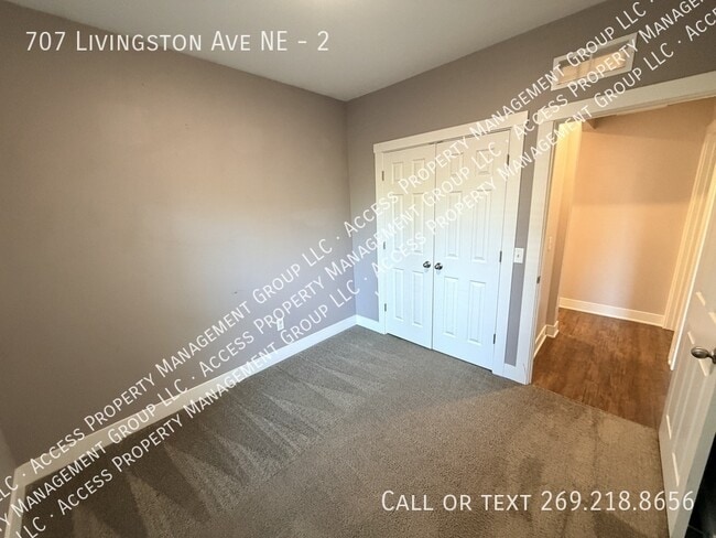 Building Photo - 707 Livingston Ave NE