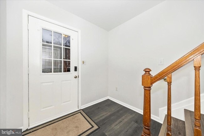 Building Photo - 19 Stonewall Ct