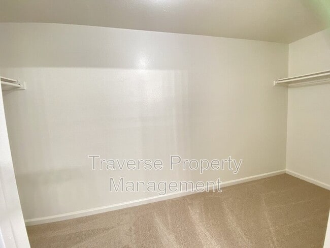 Building Photo - 903 Freshwood Ct