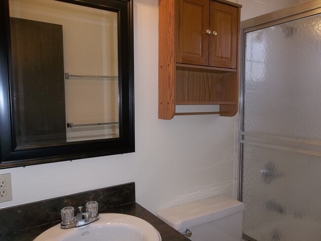 Building Photo - Charming Home Near the Foothills