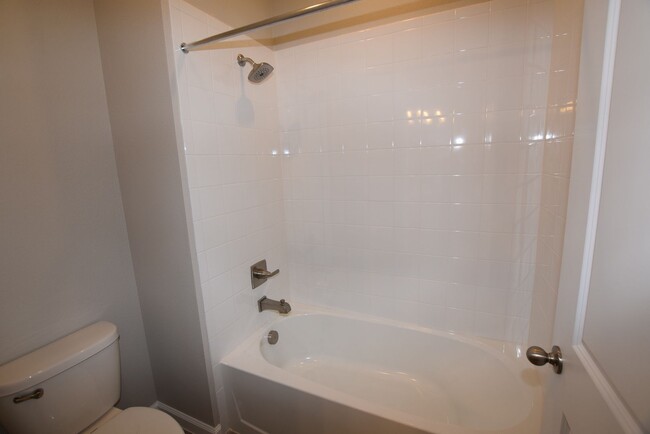 Building Photo - 8096 Cherrystone St