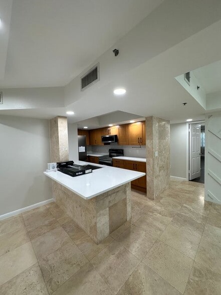 Building Photo - 3143 Clint Moore Rd