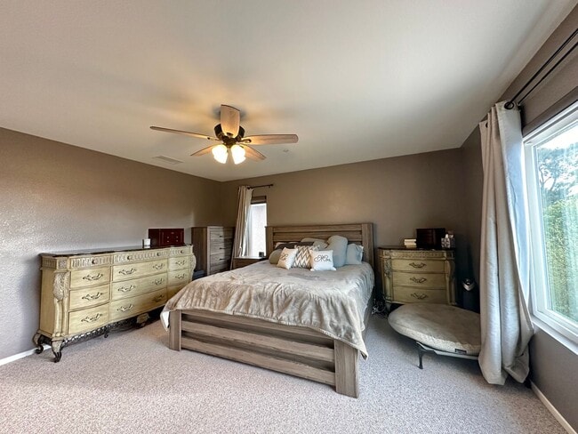 Building Photo - Modern Comfort in Vista: 3BR/2.5BA Rental Home with Central AC, 2-Car Garage, and Luxurious Upgra...