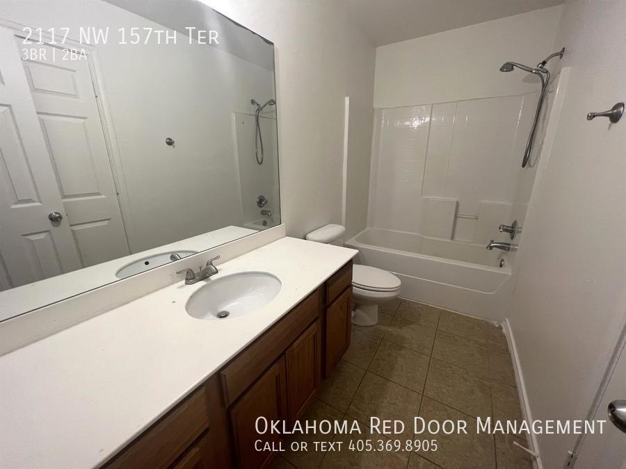 Building Photo - 2117 NW 157th Terrace